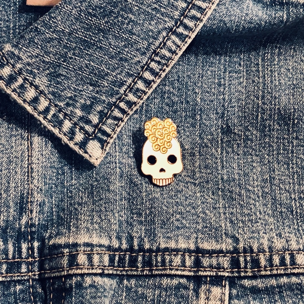 Punk Skull Enamel Pin